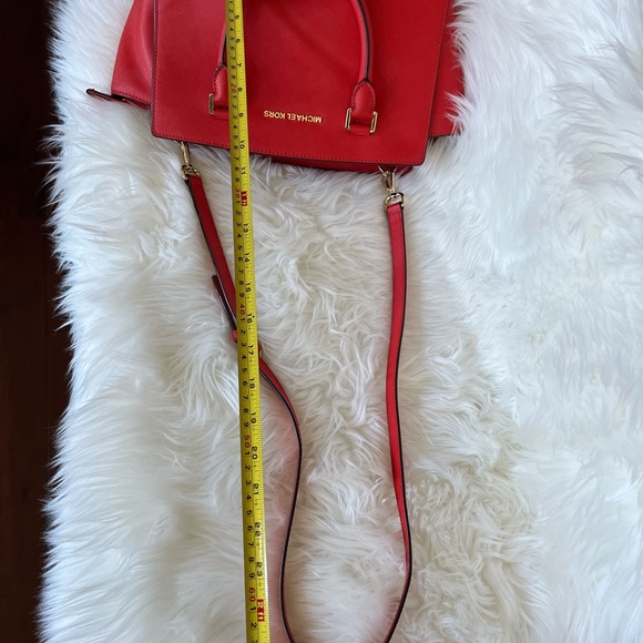 Gently used Michael Kors  Medium Selma Bag, Red.  Minimal signs of wear. - Picture 6 of 8